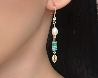 Orecchini con perle d'acqua dolce naturali, gioielli delicati con gemma turchese, eleganza senza tempo, regalo per lei, da sposa