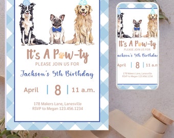 Op de afbeelding: Een uitnodiging voor een verjaardagsfeestje met een blauw-witte geruite achtergrond. De uitnodiging bevat aquarel illustraties van drie honden met feesthoeden. De tekst luidt "It's A Pow-ty" en details voor Jacksons 5e verjaardag.