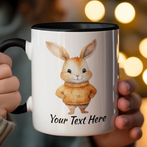 Kundenspezifische Aquarell Illustrationstasse mit niedlichem Kaninchen, entzückende Kaninchenkaffeetasse, kundenspezifischer Texttierbecher, perfektes Geschenk für Kaninchenliebhaber