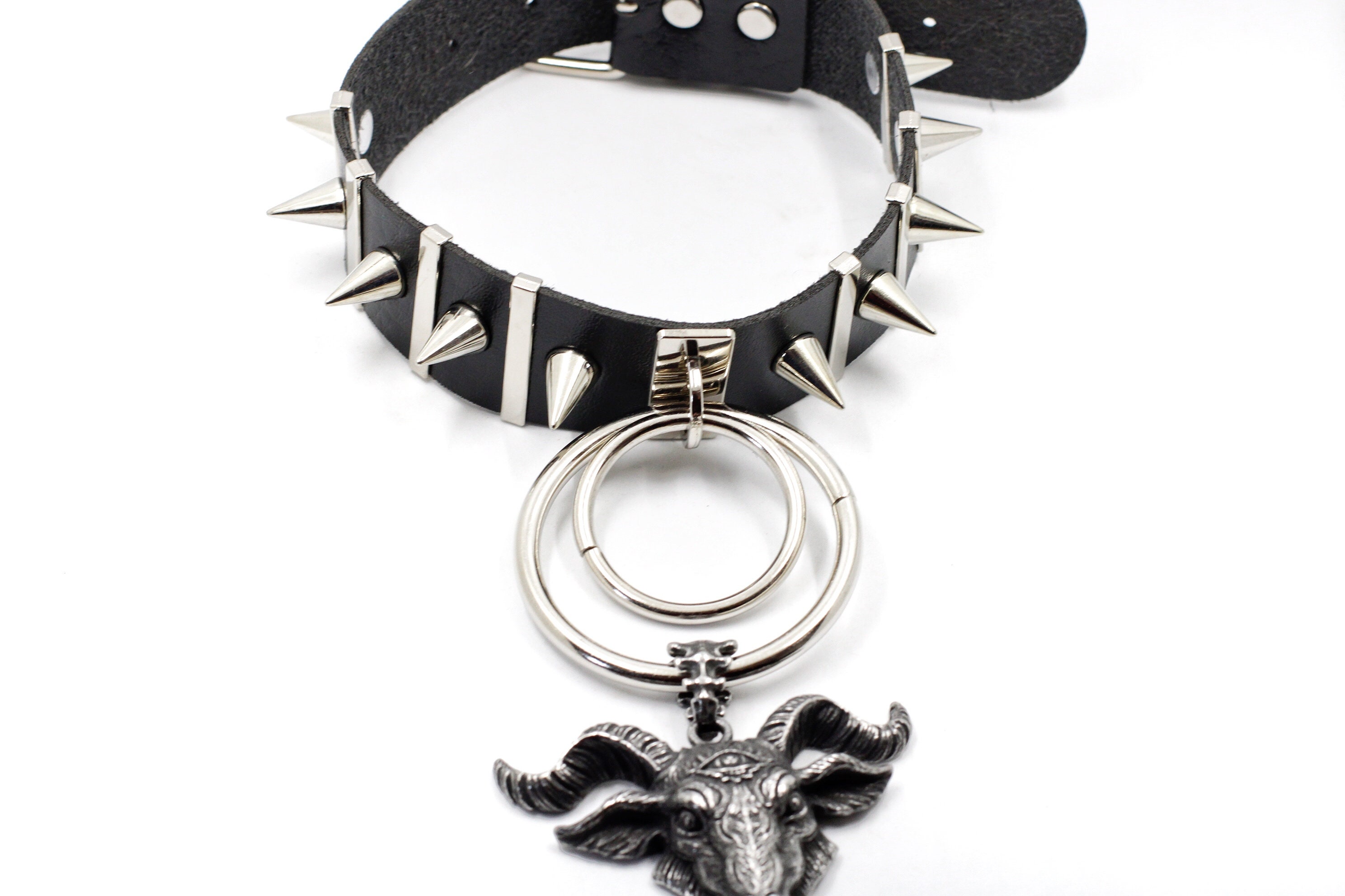 Night Oath Choker