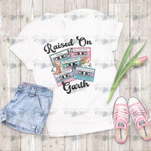 Raised on Garth PNG - zwart-wit lettertype - retro cassettebandje PNG - directe digitale download