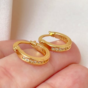 Gold filled huggie hoop earrings, huggie earrings, thick hoops, tiny hoop earrings, thick huggies, cz huggie hoops, dainty huggie earrings
