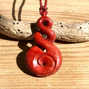 Pikorua - Etsy
