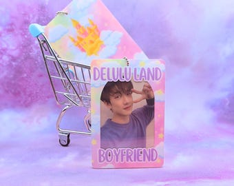 Delulu Land Photocard Holder