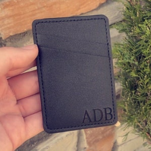 Cartera de teléfono celular personalizada, palo personalizado en la cartera, soporte de cartera de teléfono personalizado, titular de la tarjeta de crédito, cartera de teléfono grabada personalizada
