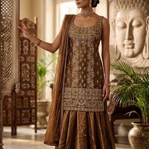 gold indian prom dresses Zapaka Women Glitter Golden Corset Long Prom Dress with Flowers A-Line Sequins Formal Dress, Golden / US18W