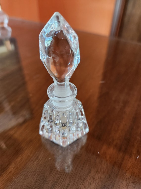 Ofnah Crystal Perfume Bottle - image 1