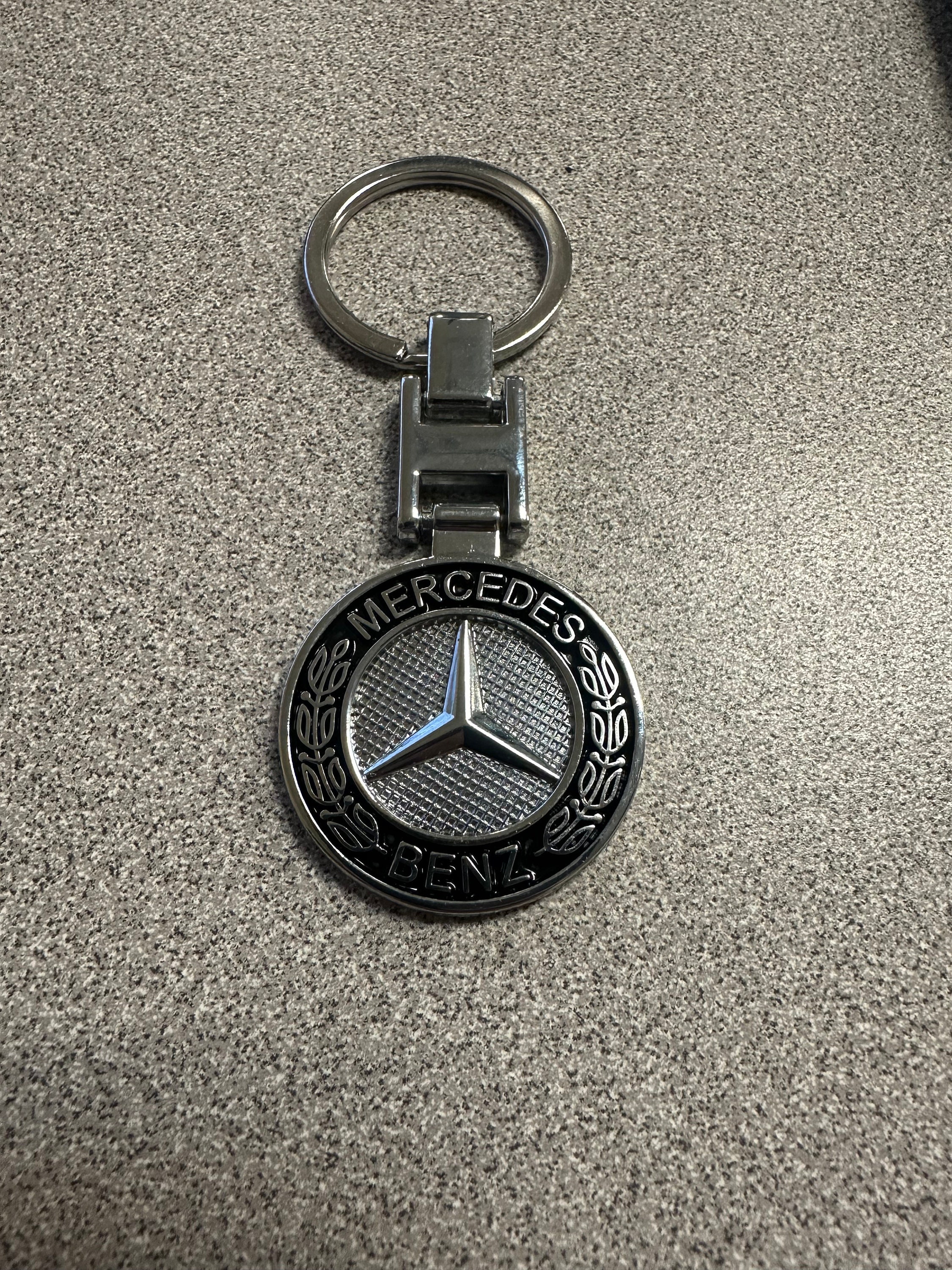 Mercedes Benz 3D New Metal Car Key Chain Ring w/ Black Inlay