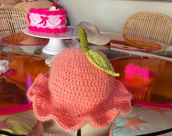 FRUIT HAT MUSTER