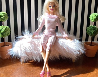 Rosa Pelzbank in Maßstab 1:6 für 11”- 12” Fashion Dolls