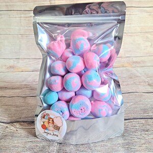 Freeze Dried Cotton Candy Taffy | Freeze Dried Candy | Freeze Dried Taffy | Perfect Gift | Tiktok Candy | Birthday Gift | Bridal Party Gift