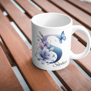 Personalisierte Tasse mit Namen und Buchstabe - Personalisiertes Geschenk für Freundin Kollegin Mama Tasse Personalisiert Weihnachtsgeschenk