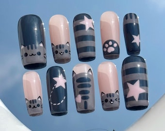 410 „Miau“ künstliche Fingernägel zum Aufkleben: Kawaii-Katze, Kätzchen, dunkle Streifen, rosa Sterne, individuell handbemalt