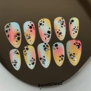 285 &quot;Rainbow Freckles&quot; Cute Animal Print Freestyle Press on Nails | Custom Hand-painted Nails | Almond Nails /Fake Nails/ Stick on Nails