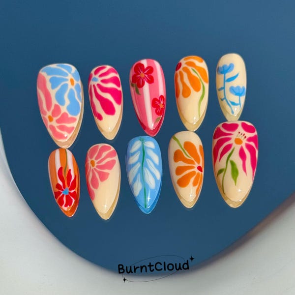 358 Uñas postizas "Colección Flores": Verano, Primavera, Vibrante, Estilo Libre, Explosión de Colores, Pintadas a mano a medida