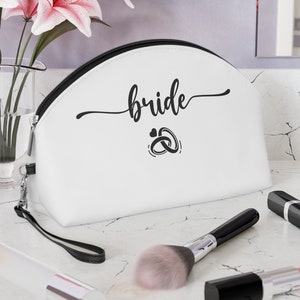 Personalisierte Make-up-Taschen, Brautjungfer Tasche, personalisierte Make-up-Tasche, nette Brautjungfer Geschenkideen, Brautpartygeschenk, Braut, zum Geschenk zu sein