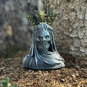 Veiled Skull Planter, Horror Pot, Cement Planter