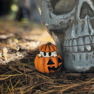 Ghost Pumpkin Garden Planter Decoration Halloween Decor