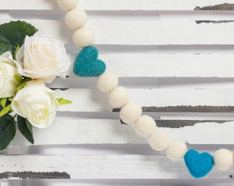 Heart & Off-white Felt Garlands, Off-white garlands, Heart Felt Garland, Valentine's Felt Heart Garland, White Garlands, White Nursery Felts