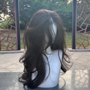 U-Shaped Lace Wig with Voluminous Waves - Realistic Hairline & Adjustable Dark Tea Brown Hairpiece