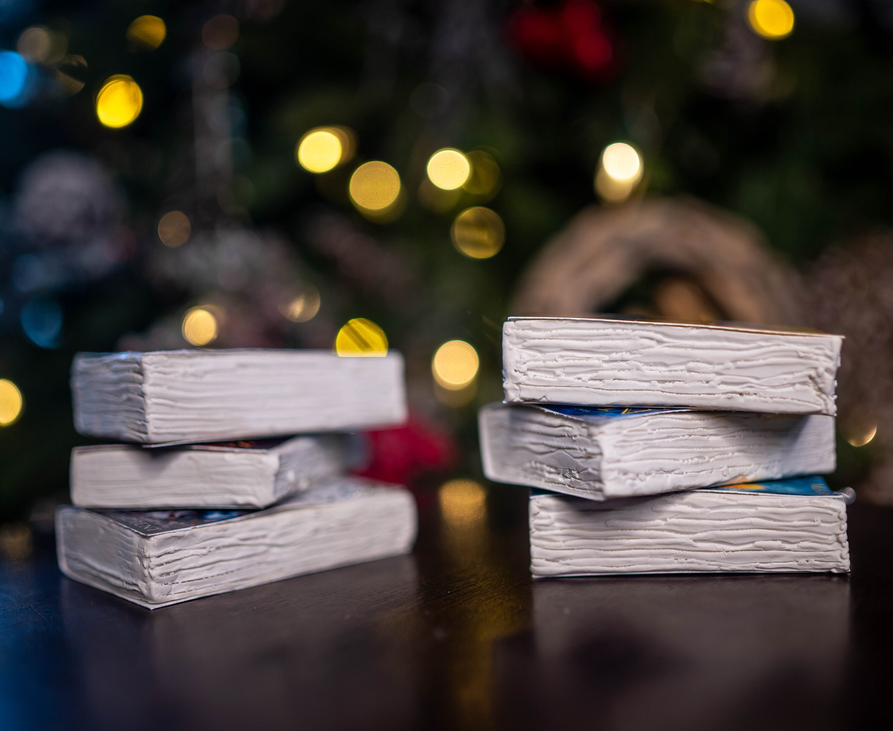 how to make mini book ornaments