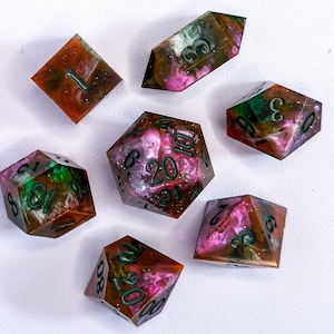 Witch&#39;s Cauldron - Handmade Polyhedral Dice Set for DnD