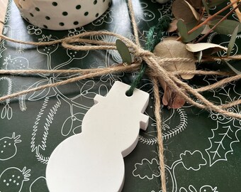 Etichette Regalo Natale - 50 Pezzi Carta Kraft Con Spago, Motivi Natalizi, Per Pacchi Fai Da Te