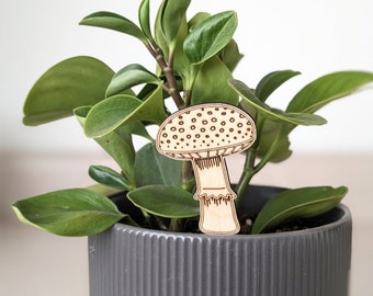 Cute Mushroom Plant Pal - Houseplant Accessory Decoration - Gift for Plant Lover and Gardener - Indoor Plant Accessory - Plant Buddy