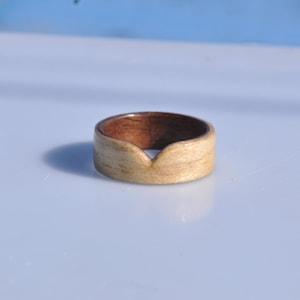 New wooden ring, V mens ring