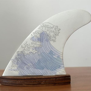 Decorated Surfboard Fin - Wave
