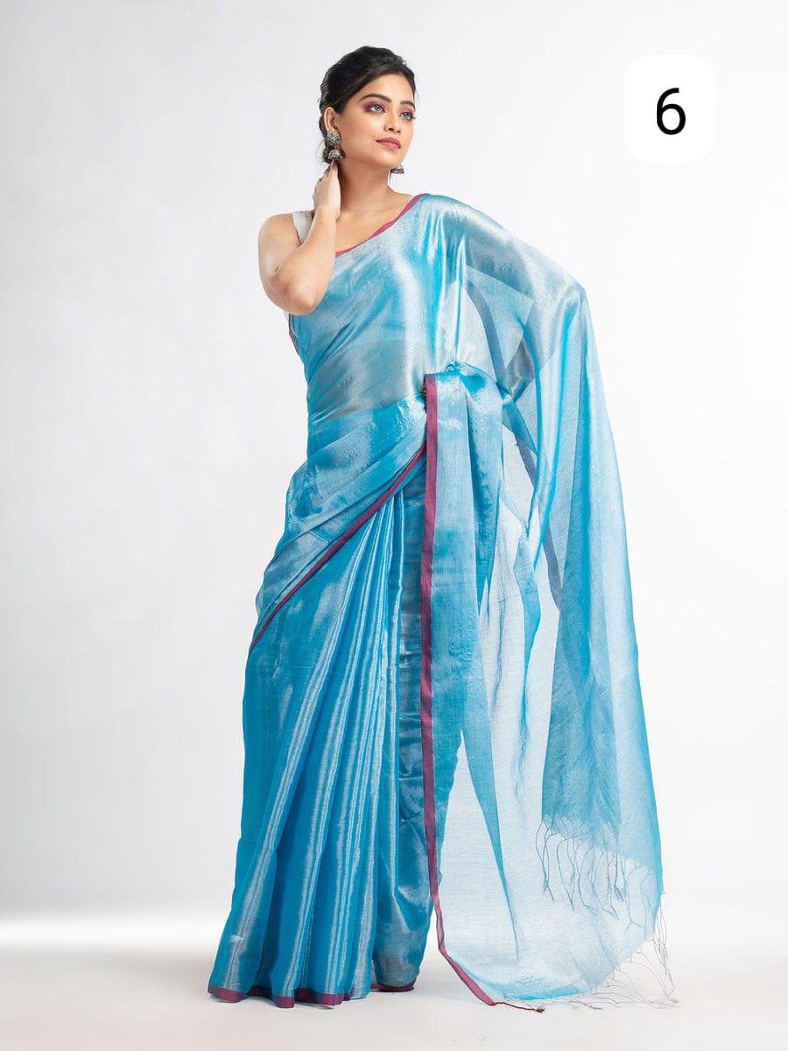Pure Cotton Handloom Saree for Women with Woven Border and Blouse Piece – Traditional Daily Wear