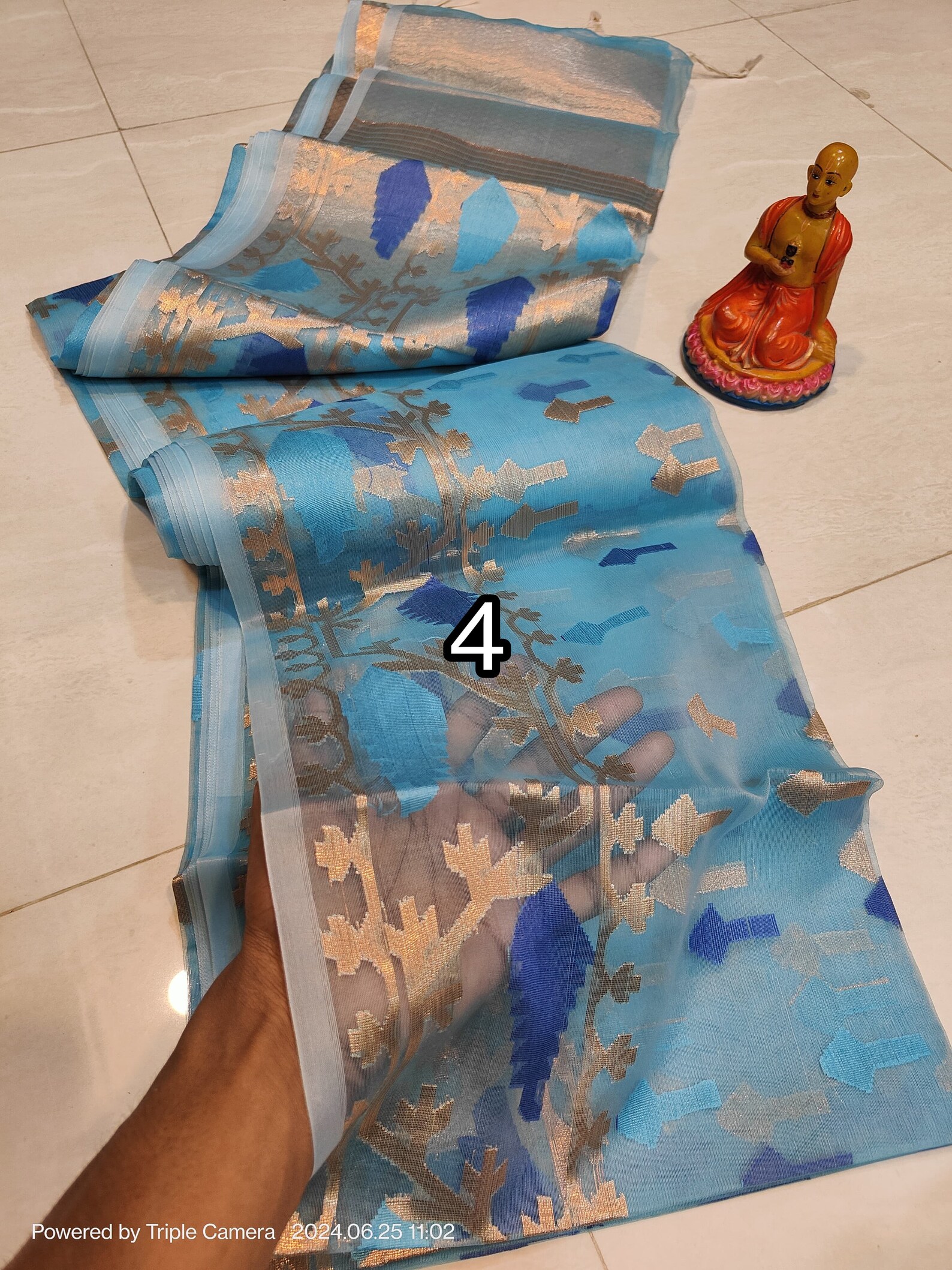 Beige Muslin Jamdani Saree with Intricate Border main image 1