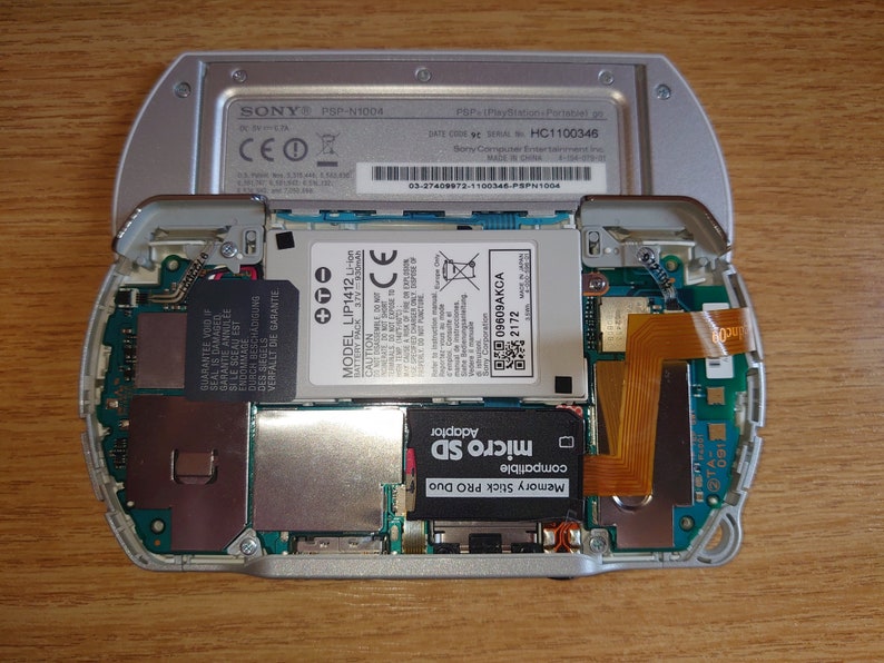 Micro SD Memory Card to Psp GO Memory Stick Adapter Folded Micro M2