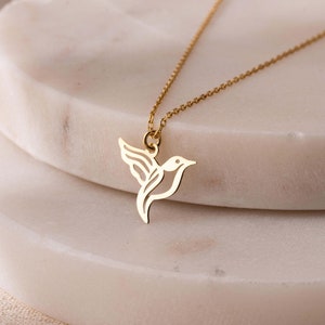 14K Gold Hummingbird Necklace, Hummingbird Gifts for Her, Tiny Hummingbird Pendant, Hummingbird Charm Necklace for Women, Everyday Necklace