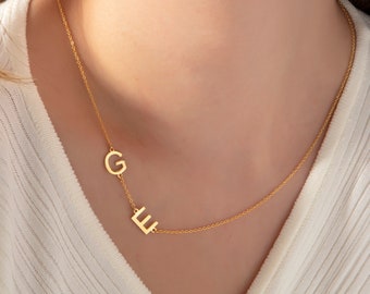 Collier initial latéral en or 14 carats, collier de lettres minimaliste, collier de lettres latérales, cadeaux personnalisés pour elle, cadeaux de Noël