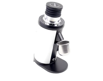 Suporte para cesto de moedor DF64 para robô Cafelat: Suporte para porta-filtro PLA