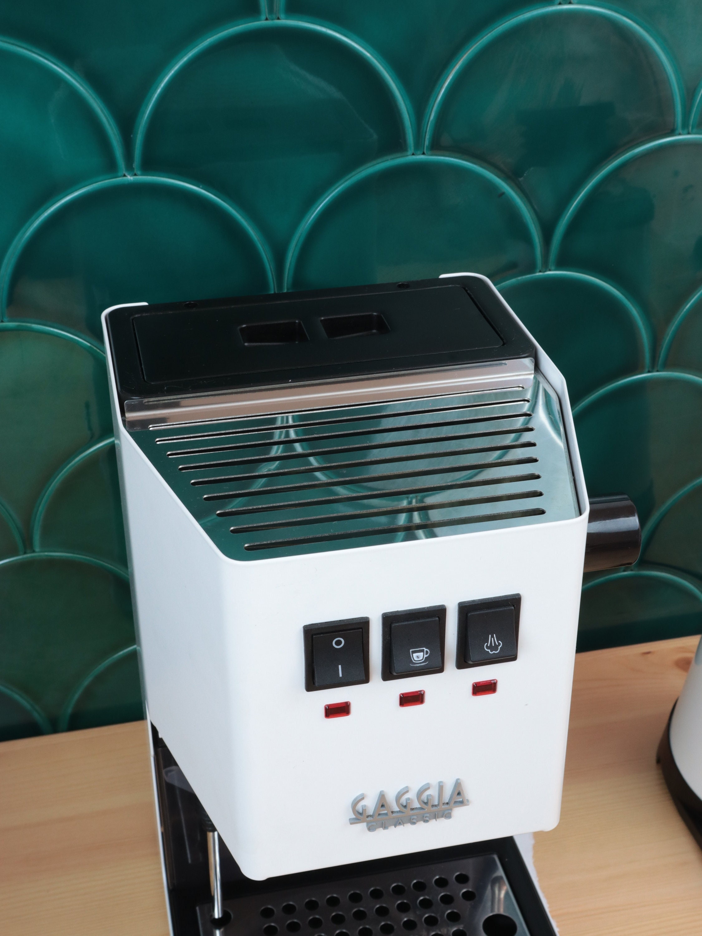 Sleek Cup Rest Grid for Gaggia Classic - Elevate Your Coffee Experience