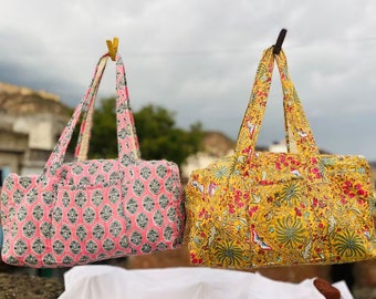 Sac de voyage lavable à imprimé floral| Grands sacs à provisions de yoga matelassés en coton | Sac de voyage matelassé bohème pour femme | Sac à bagages Hippie Vacation