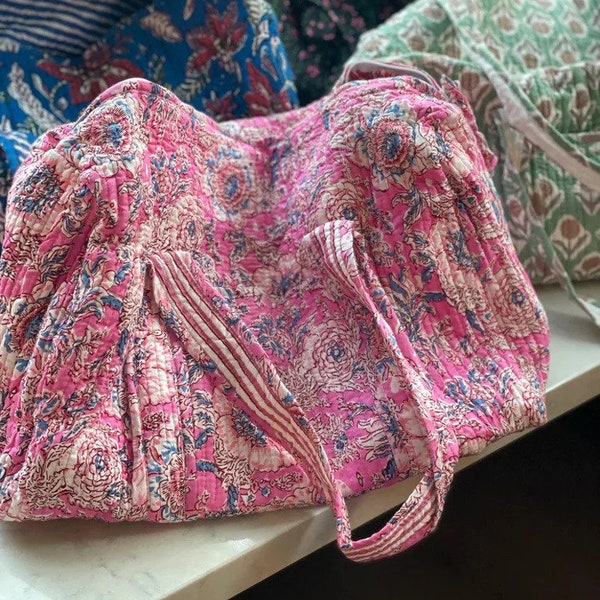 Bolso vintage Boho Weekender/ Bolsa de viaje floral acolchada durante la noche/ Bolsa de lona de playa con cremallera/ Equipaje de mano hombro Weekender Bag Mujer/