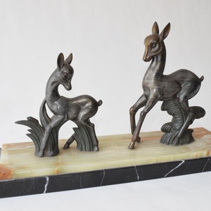 Sculpture de cerf art déco : figurine vintage de Zalmac sur socle en marbre