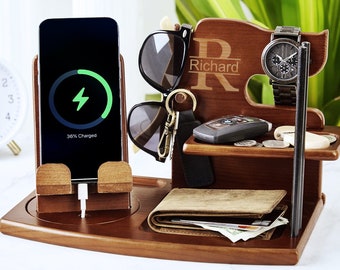 Personalisierte Docking-Station aus Holz, Herren Geschenk für Ihn, personalisiertes Geschenk für Mann, Vatertagsgeschenk, Geburtstagsgeschenk für ihn