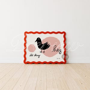 Scarlet Red Wiggle Frame Mockup, 4x3 horizontaler Wackelrand Bilderrahmen, weiblicher digitaler Wandkunst Poster Druck kurviger Rahmen Mockup PSD