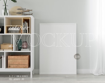 Single White Frame Mockup, 5x7 Gallery Wall Art Frame Mockup, Mockup For Printable Poster, Digital Frame Mockup, Vertical Modern Metal Frame