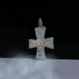 Authentic Medieval Bronze Cross Pendant ‘Vigilia’ – 11th–14th C Five-Eyed Christian Amulet Cross– Medieval Cross Pendant