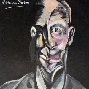 Può includere: Un dipinto di ritratto astratto su sfondo nero. L'opera presenta un volto con tratti distorti, utilizzando una tavolozza di rosa, giallo, bianco e nero. La firma dell'artista, "Francis Bacon", è visibile nell'angolo in alto a sinistra.
