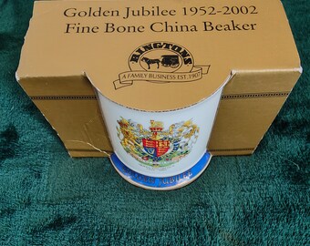 Taza de porcelana fina Ringtons para conmemorar el jubileo de oro de la reina Isabel 11 en 2002