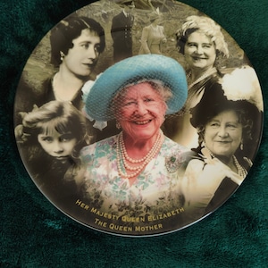 Coalport Danbury MInt Queen Mother &#39;&#39;In Loving Memory&#39; Commemorative Plate
