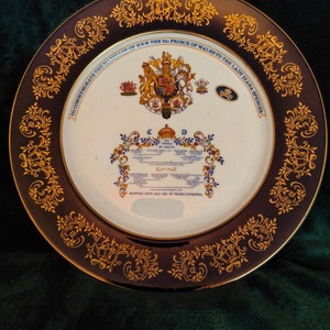 Aynsley Plate To Commemorate The Marriage of HRH Prince of Wales and Lady Diana.