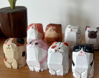 Figura de gato de madera tallada a mano: decoración de escritorio pintada