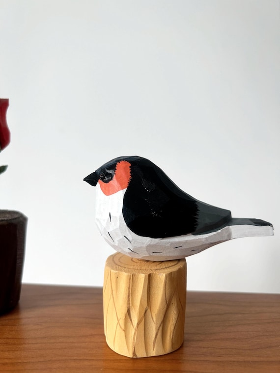 手彫りの木製の鳥の彫刻：装飾的な鳥の置物 - Etsy 日本